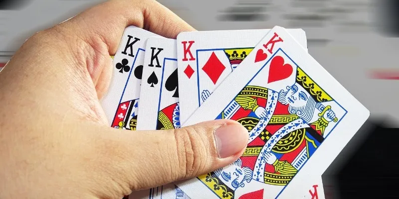 Các quy định cần nhớ khi chơi Tiến Lên là gì?